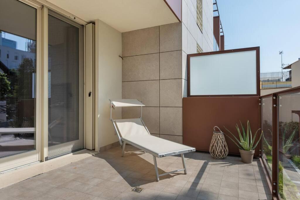 Easylife - Modern And Spacious Apt In Fiera City Life Milán Exterior foto